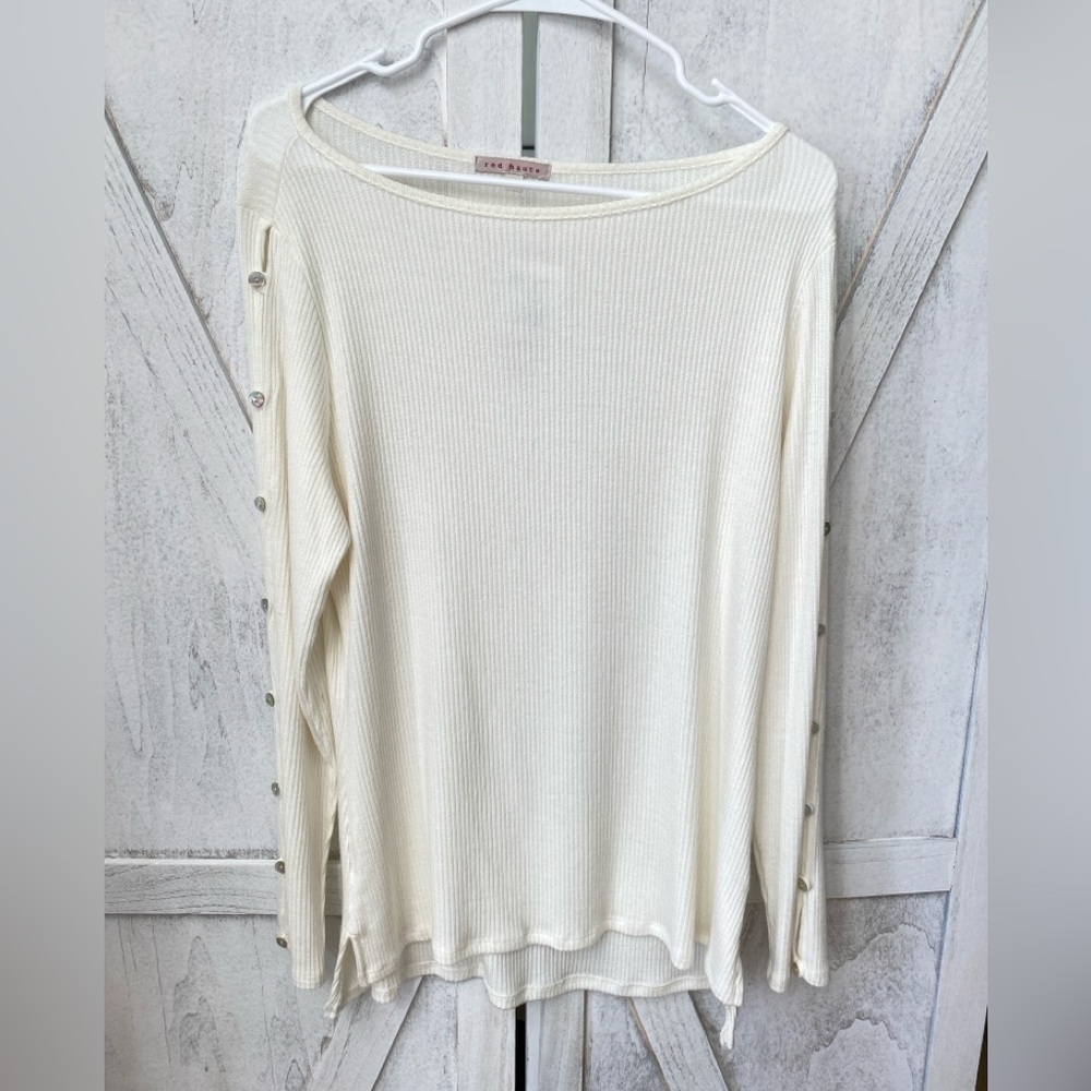 Red Haute Ribbed Button Sleeve Top Size L Creme Minimalist Capsule Wardrobe NEW